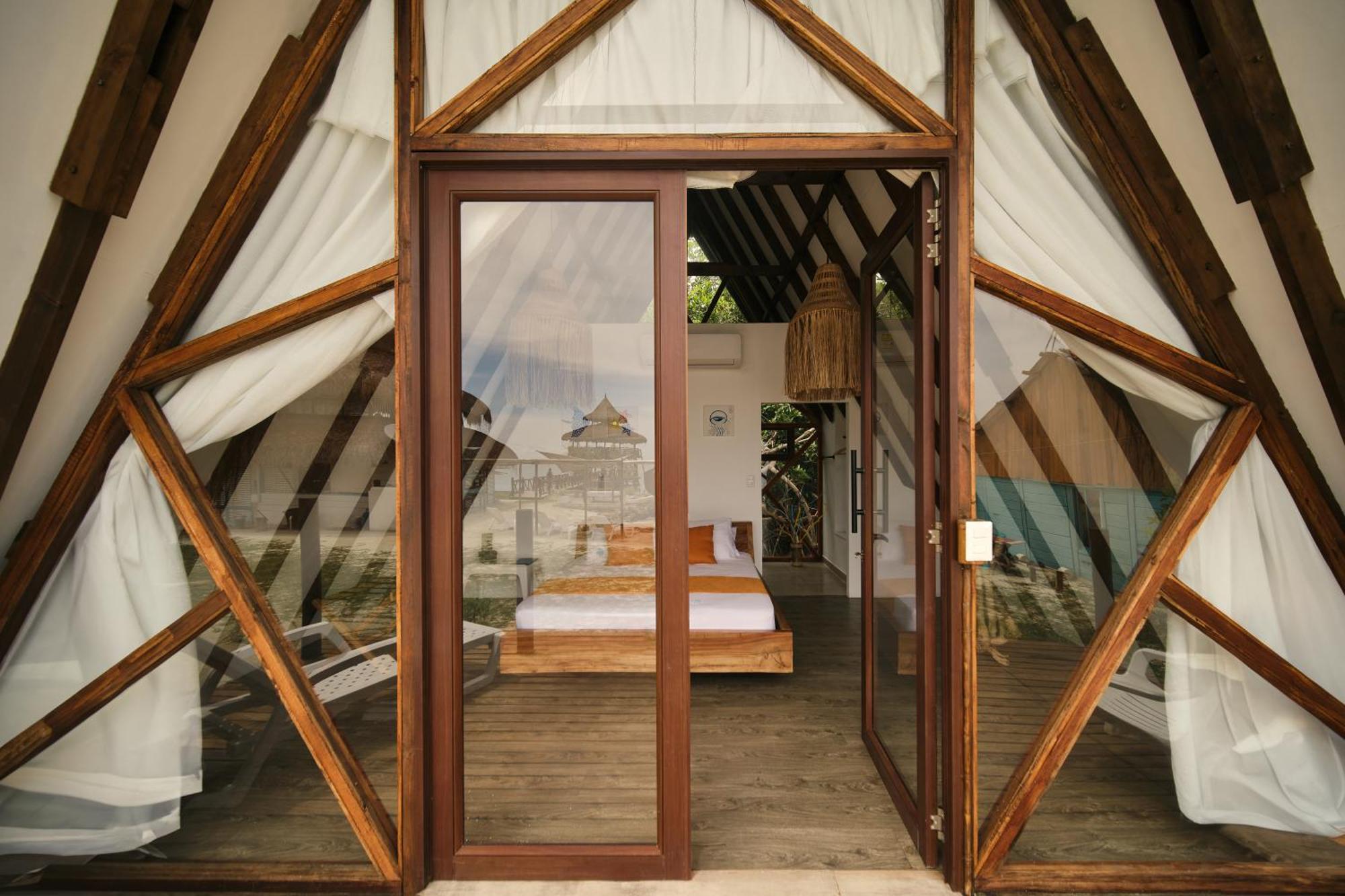 El Embrujo Tintipan Hotel Tintipan Island Kültér fotó